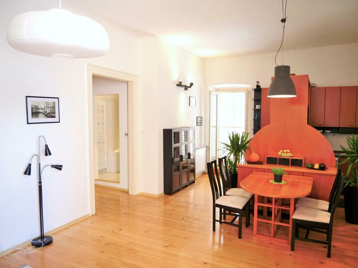 3Papige Apartment Piran Eksteriør billede